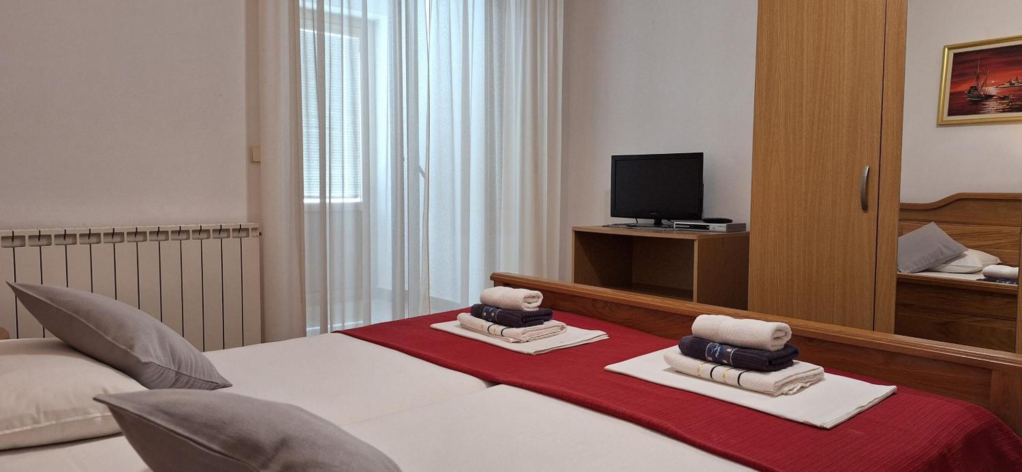 Apartments And Rooms Vinko Barbat na Rabu Екстер'єр фото