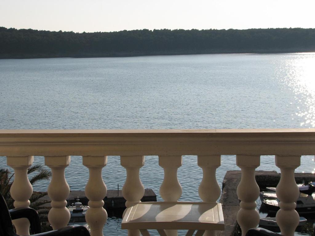 Apartments And Rooms Vinko Barbat na Rabu Номер фото